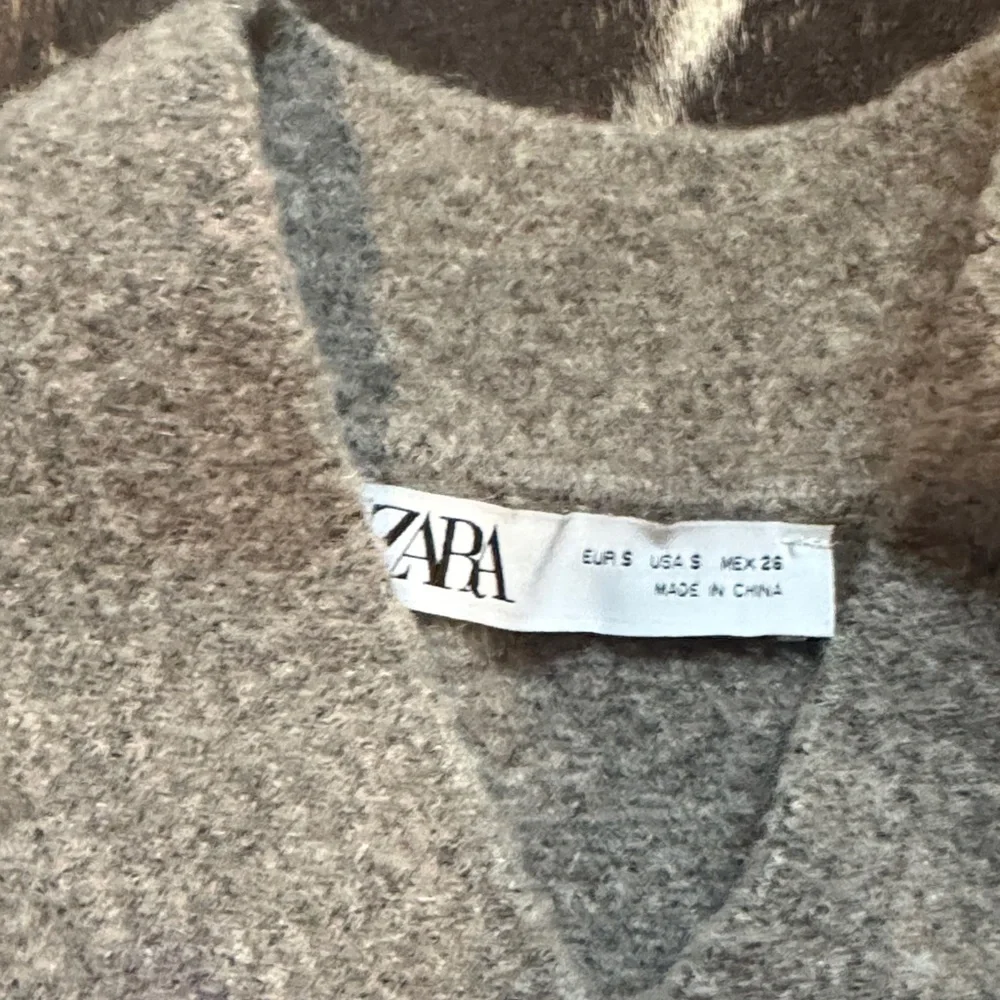 Zara Charcoal Women's Cardigan Sweater - Picture 2 of 4